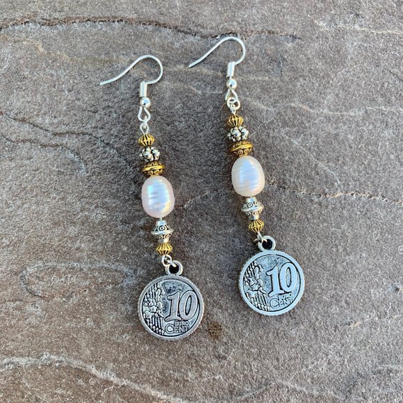 Freshwater pearl coin arabian style earrings - Picture 3 of 6